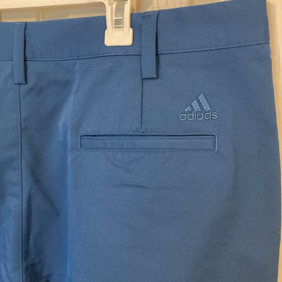 EUC adidas men’s golf shorts. Blue. Size 40 - Picture 3 of 4
